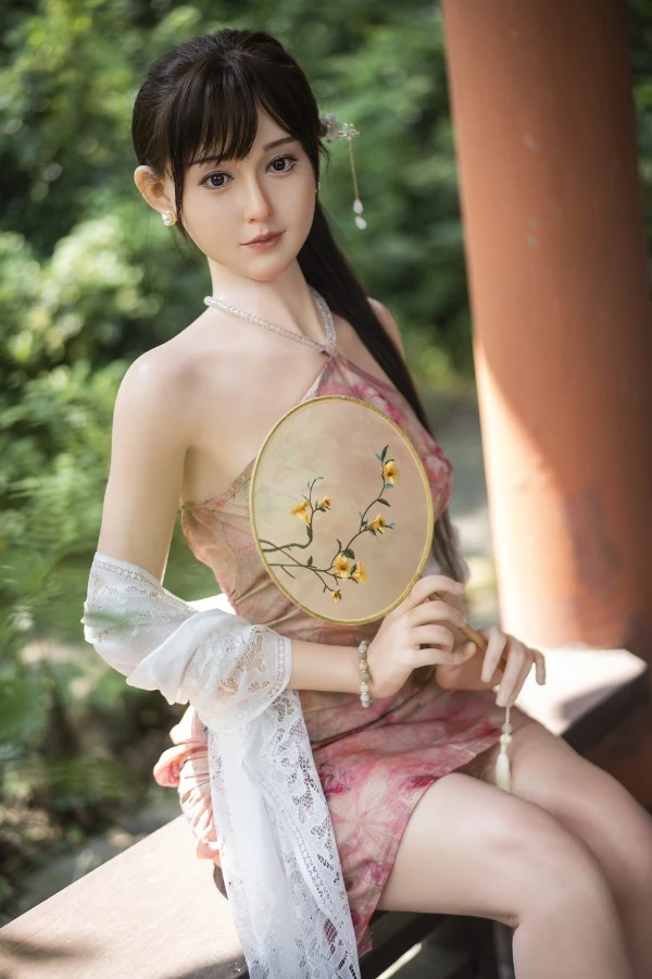 Jiusheng Doll - アンティークスタイルときれいなLucy 168cmセックスドールのレビュー