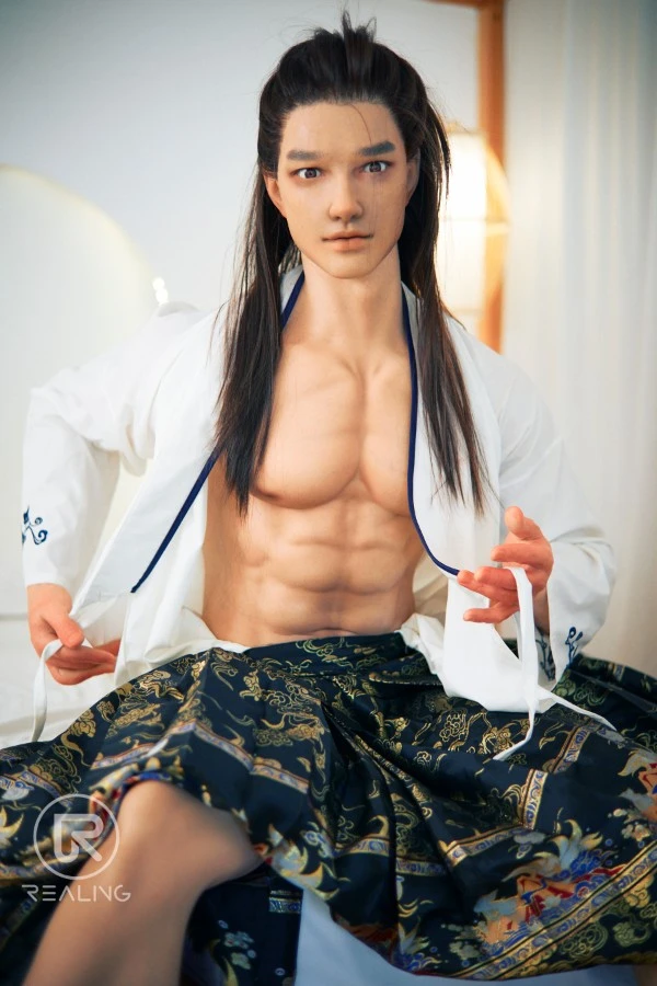 リアルリングドール エバーリー 180cm 雄大でスタイリッシュなシリコン製男性セックスドール体験