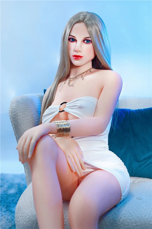 SY Doll の Isabella 165cm 色白豊満巨尻セックス人形の徹底レビュー
