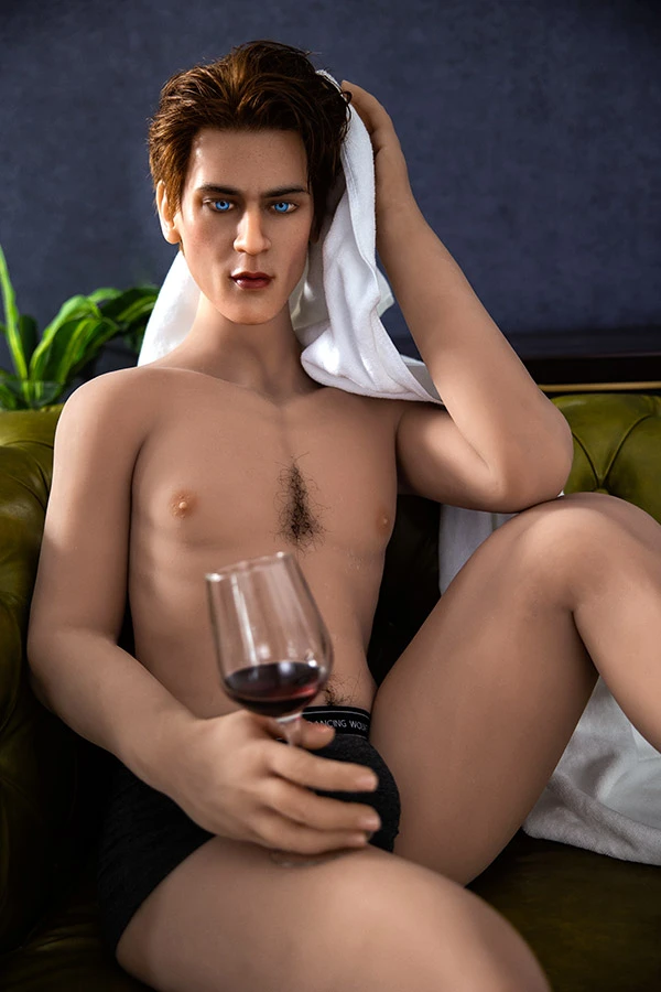 6YE Doll は、セクシーな成熟した男性セックスドール Nolan 173cm 5フィート8インチのシリコンヘッドに無料の2つ目のヘッドを提供