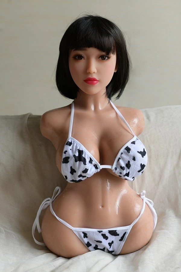 6YE Doll が Kinley Torso を発表 - 66cm 官能的なセックスドール