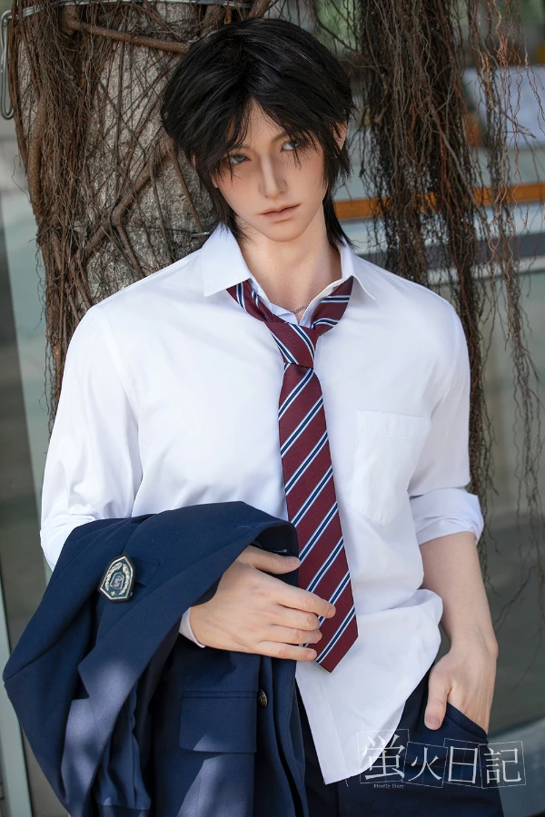レビュー: Ling 176cm - 日本のアニメにインスパイアされたハンサムな男性セックス人形