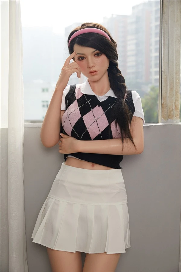 CST Doll が Mckenna 160cm を発表 驚くほどリアルなセックスドール体験