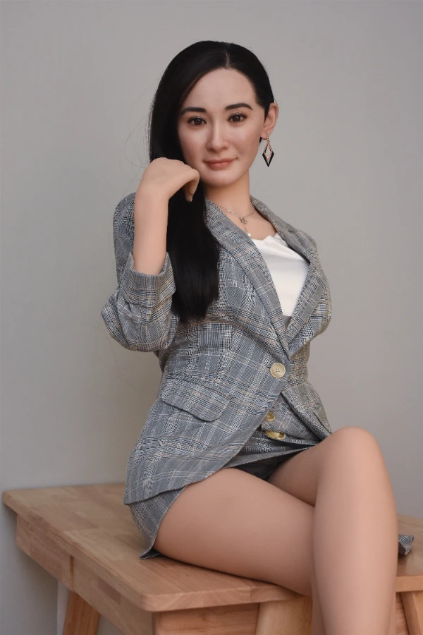 Youqu Doll レビュー: シリコンヘッド付きミニヤン 158cm セレブセックスドールのリアルさと品質を探る