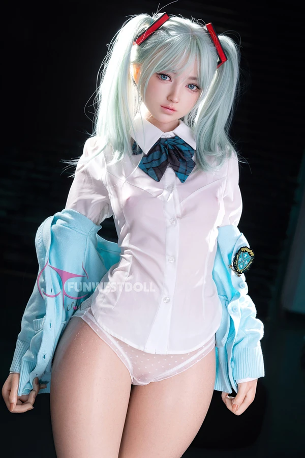 Funwest Doll Amy 159cm レビュー: アニメ ヘンタイ セックス ドールの A カップと巨尻デザインを探る