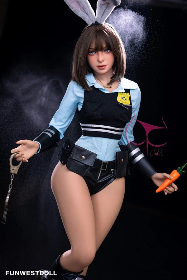Funwest Doll Sienna 157cm - リアルなロールプレイセックスドールの小さなおっぱいと大きなおっぱいの魅力