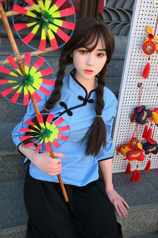 Fanreal Doll - リアルな等身大アジア系中国セックスドール Qian 158cm