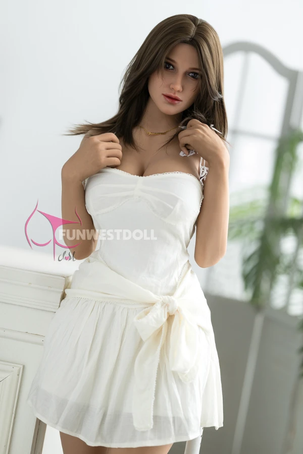 Funwest Doll レビュー: リアルな大人のセックスドール Skylar 157cm – リアリズムと品質の詳細