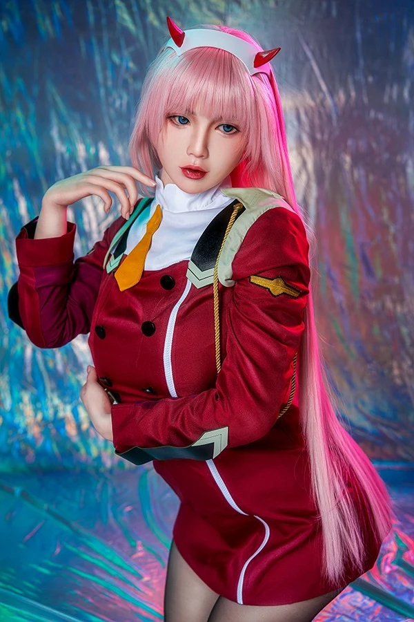 Zelex Dollは、曲線美のある魅力的な165cmのシリコンアニメセックスドールMelanieを発表します