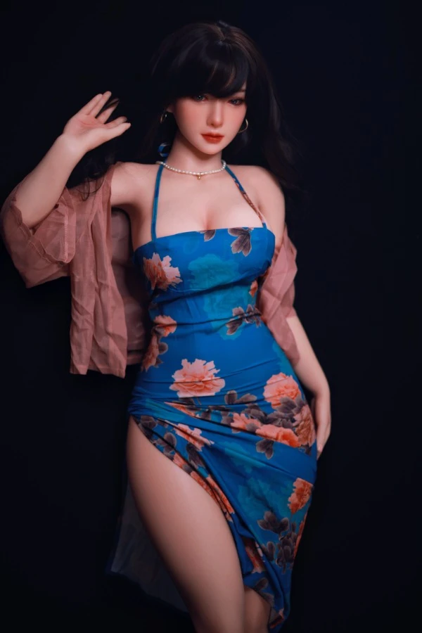 JY Doll が Anika を発表 - 魅力的な曲線を描く 163cm のアジア人セックスドール