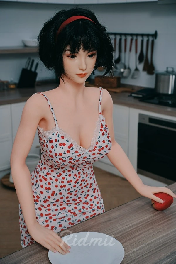 Ridmii Doll Liberty 163cm レビュー リアルな特徴を備えた見事なショートヘアのシリコンヘッドセックスドール