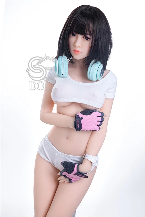 SEDOLL Maia 151cm: 魅惑的な黒のショートヘアのセックスドール