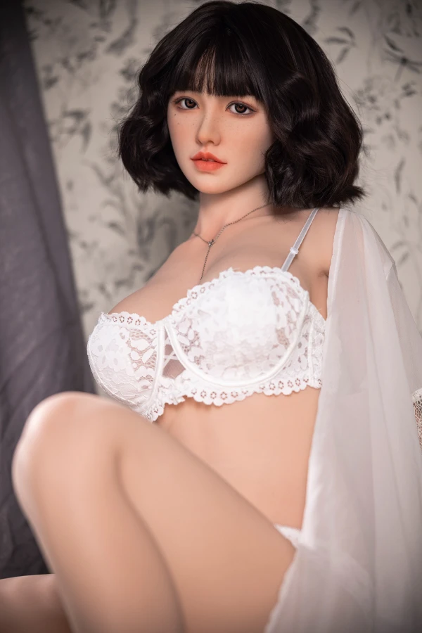Starpery Doll レビュー 171cm Dカップ 背の高いブルネットのアジア人セックスドール Wushi 詳細な評価