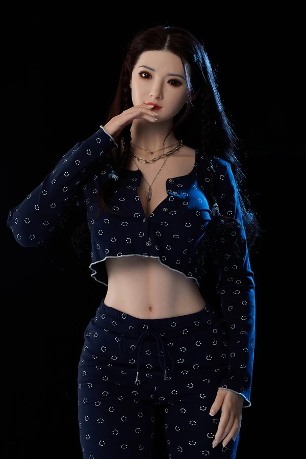 CST Doll が驚くほどリアルな等身大セックスドール「ベイリー 165cm」を発表