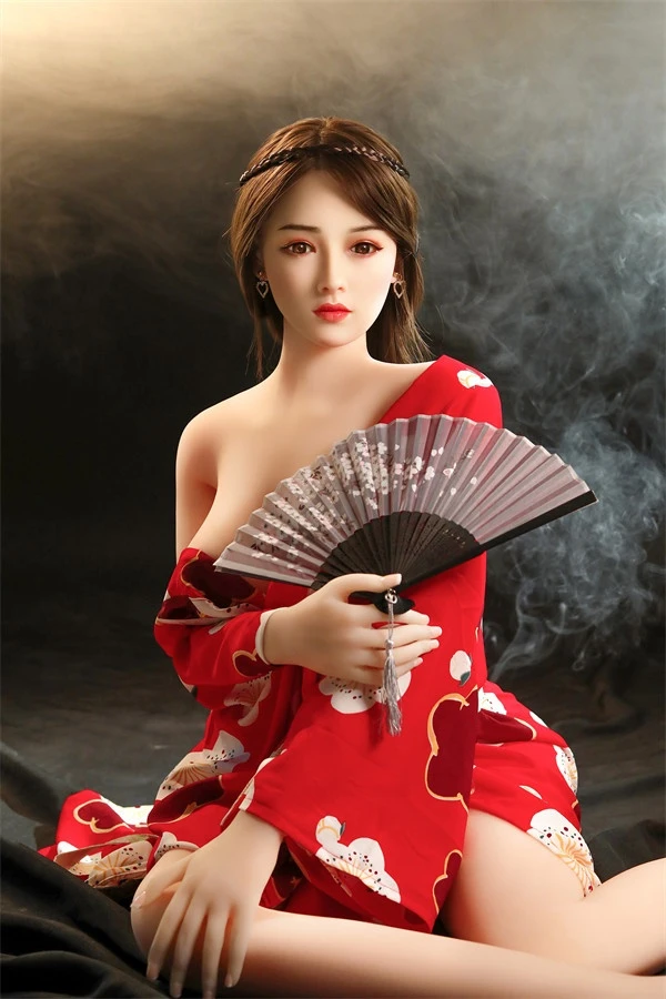 SY Doll Adabelle 165cm リアルな日本のコンパニオンドールのレビュー