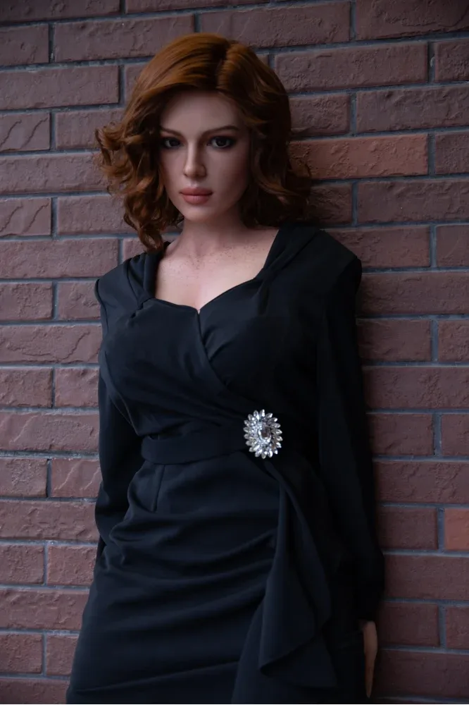 Elizabette - 5ft 8in (172cm) Starpery Realistic Silicone Sex Doll view 4